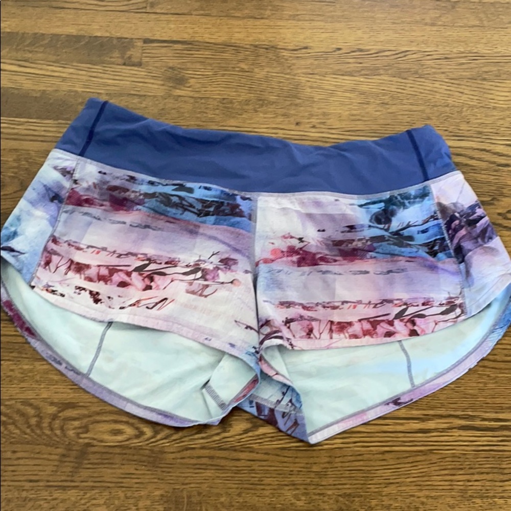 Lululemon shorts Size 8